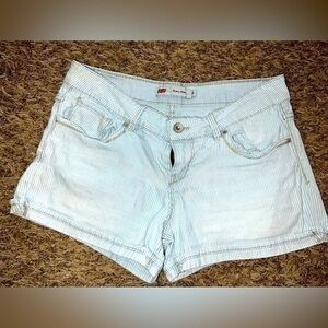 Levi’s Blue and white striped shorts